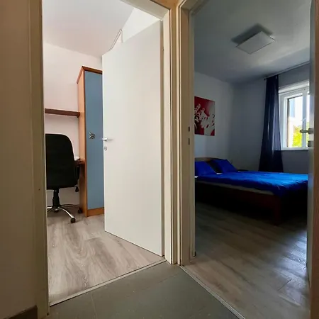 Center Gæstehus Izola